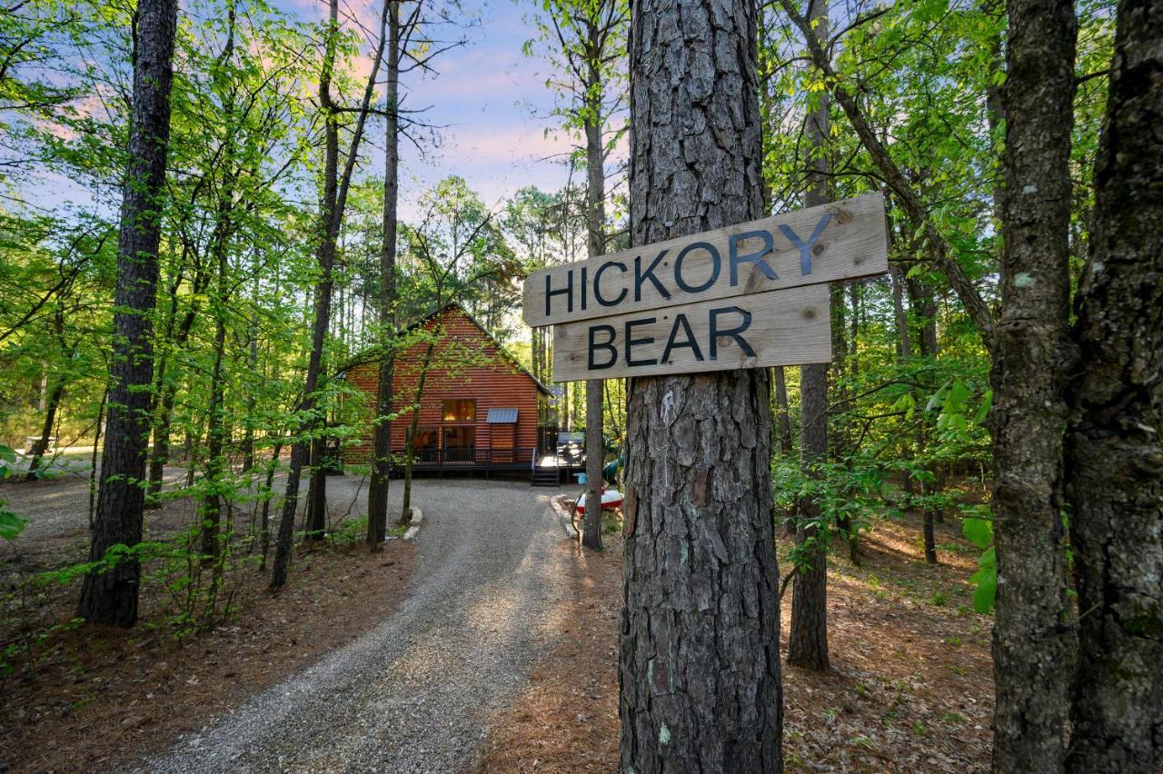 Hickory Bear - Cabin Surrounded By Pines, Sleeps 10, Hot Tub, Fire Pit, Arcade, Foosball Table & Deck Slide Broken Bow Eksteriør billede